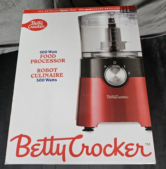 Betty Crocker 8-Cup/2.0 L Food Processor, 500 Watts - Picture 1 of 5